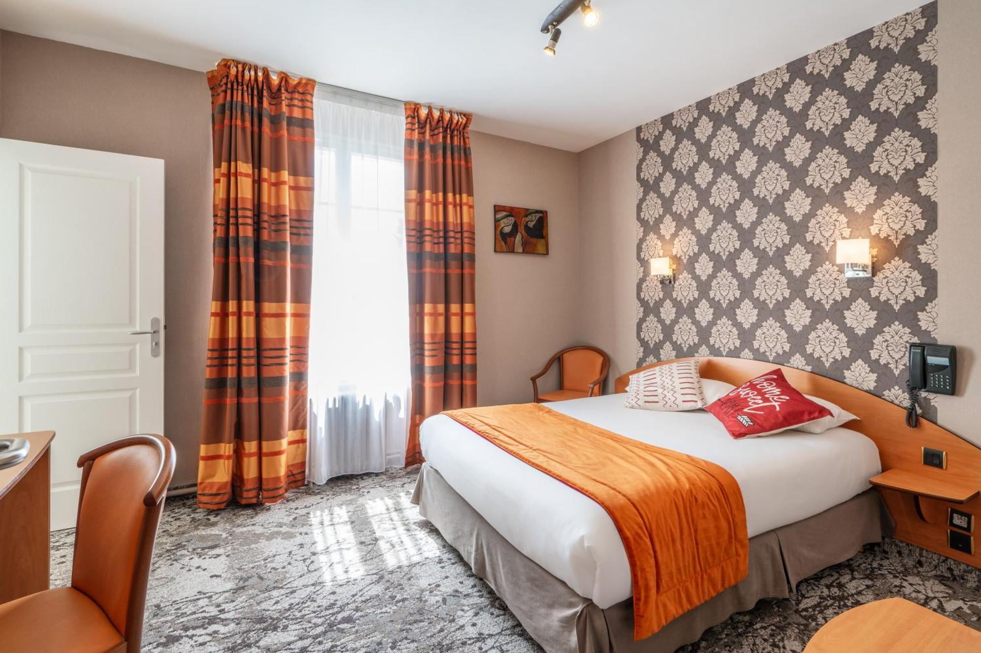 Hotel Des Ducs Alençon Kültér fotó